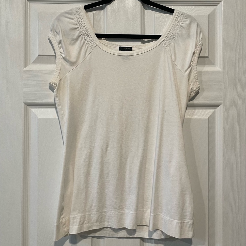 Ann Taylor top size medium